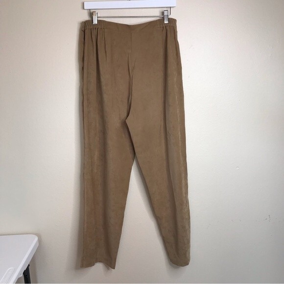 Vintage Sag Harbor Faux Suede Camel Pants Women Size 14 High Waist Elastic Waist - Picture 10 of 10